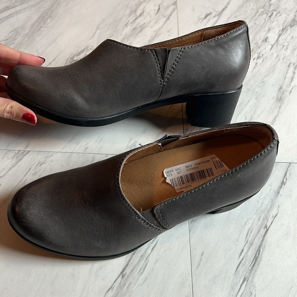 Dansko caymden gray burnished nubuck leather loafer heel shoe size 37 EU - Picture 4 of 11